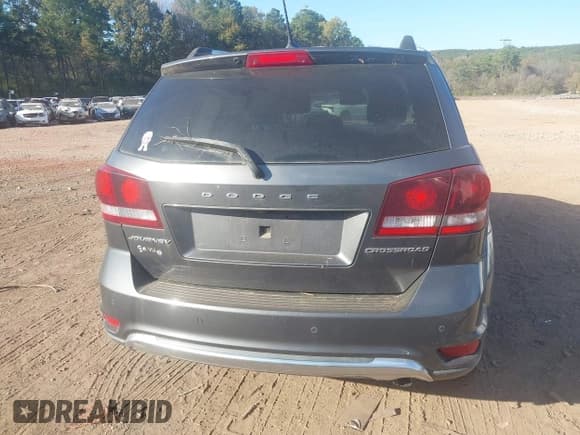 ✅ 2017 Dodge Journey Crossroad Plus • VIN: 3C4PDCGB5HT613144 • Лот: 43670195. Опубликован ранее на IAAI с пробегом 130 009 миль. Бесплатный доступ к архиву аукционных продаж из США и подробный отчёт об истории автомобиля на DreamBid. Изображение 16.