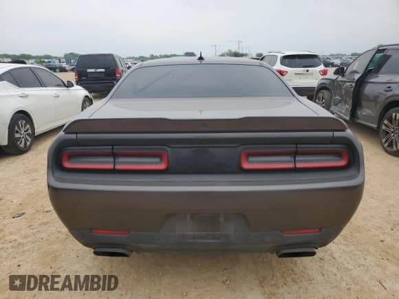 ✅ 2019 Dodge Challenger R/T Scat Pack • VIN: 2C3CDZFJ3KH618521 • Lot: 51953755. Wystawiony na Copart z przebiegiem Nie podano. Bezpłatny archiwum sprzedaży aukcyjnych z USA i szczegółowy raport historii pojazdu na DreamBid. Zdjęcie 6.