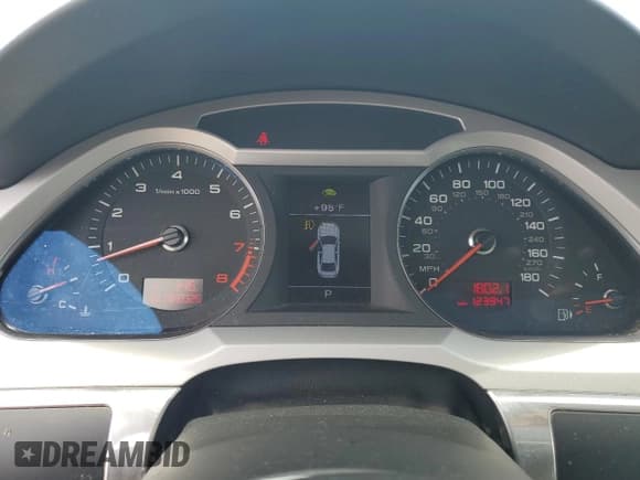 ✅ 2010 Audi A6 Prestige • VIN: WAUKGAFB1AN060860 • Лот: 60971585. Опубликован ранее на Copart с пробегом 123 947 миль. Бесплатный доступ к архиву аукционных продаж из США и подробный отчёт об истории автомобиля на DreamBid. Изображение 9.