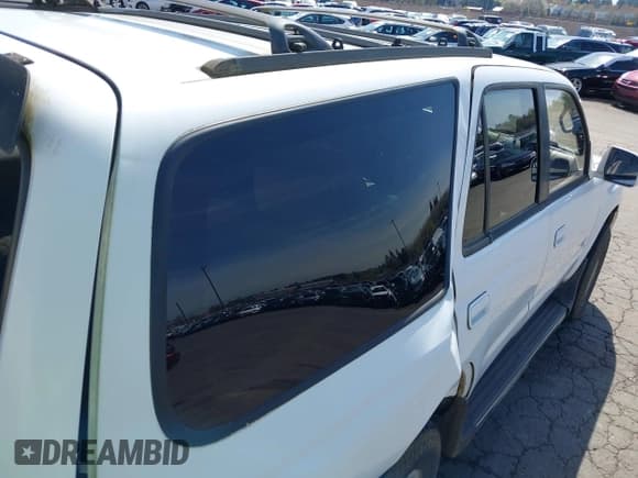 ✅ 1998 Toyota 4Runner SR5 • VIN: JT3GN86R5W0057330 • Lot: 41970134. Wystawiony na IAAI z przebiegiem 252 753 mil. Bezpłatny archiwum sprzedaży aukcyjnych z USA i szczegółowy raport historii pojazdu na DreamBid. Zdjęcie 18.