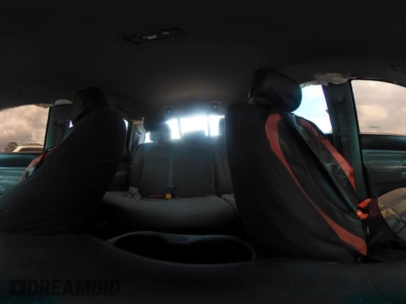 ✅ 2015 Toyota Tacoma • VIN: 3TMLU4EN5FM188212 • Lot: 42319990. Listed on IAAI with 105,691 mi. Free auction sales archive from the USA and detailed vehicle history report at DreamBid. Image 18.