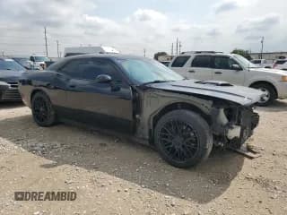 ✅ 2018 Dodge Challenger T/A • VIN: 2C3CDZBT1JH183228 • Lot: 63221314. Wystawiony na Copart z przebiegiem 92 431 mil. Bezpłatny archiwum sprzedaży aukcyjnych z USA i szczegółowy raport historii pojazdu na DreamBid. Zdjęcie 4.