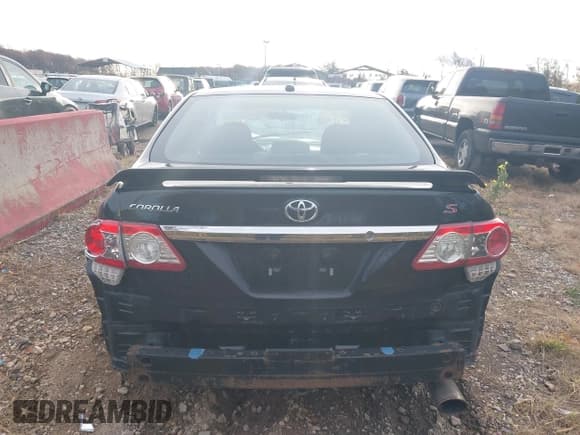 ✅ 2013 Toyota Corolla L • VIN: 2T1BU4EE7DC108698 • Lot: 43640717. Listed on IAAI with 126,835 mi. Free auction sales archive from the USA and detailed vehicle history report at DreamBid. Image 17.