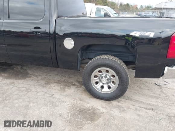 ✅ 2011 Chevrolet Silverado 1500 LS • VIN: 3GCPKREA1BG249193 • Lot: 43594728. Wystawiony na IAAI z przebiegiem 79 667 mil mil. Skorzystaj z bezpłatnego archiwum sprzedaży aukcyjnych z USA i zobacz szczegółowy raport historii pojazdu na DreamBid. Zdjęcie 19.