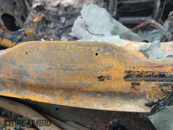 ✅ 2016 Chevrolet Silverado 2500HD LTZ • VIN: 1GC1KWE89GF270352 • Lot: 43078955. Listed on IAAI with Not provided. Free auction sales archive from the USA and detailed vehicle history report at DreamBid. Image 9.