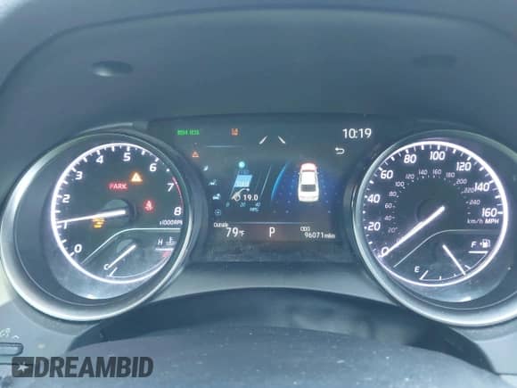 2021 Toyota Camry SE with VIN 4T1T11BK7MU040147, listed as a IAAI auction lot 42934090 with 96,071 mi miles and . Bid and sale history available at DreamBid. Image 7.