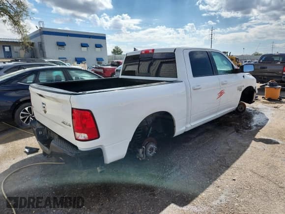 ✅ 2019 Ram 1500 SLT • VIN: 1C6RR7LT9KS582299 • Lot: 85641395. Listed on Copart with 81,656 mi. Free auction sales archive from the USA and detailed vehicle history report at DreamBid. Image 3.