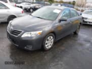 ✅ 2011 Toyota Camry LE • VIN: 4T4BF3EK1BR111074 • Лот: 43725765. Опубликован ранее на IAAI с пробегом 142 281 миль. Бесплатный доступ к архиву аукционных продаж из США и подробный отчёт об истории автомобиля на DreamBid. Изображение 2.