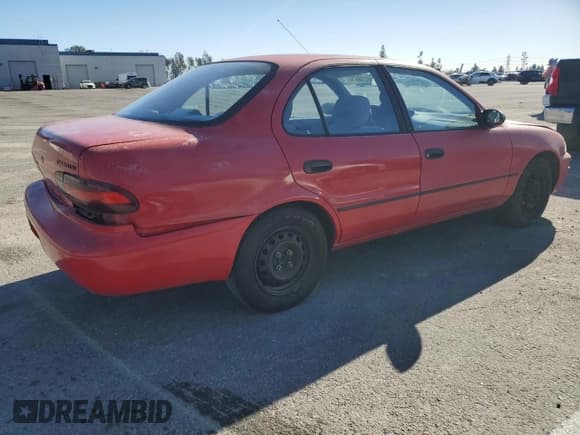 ✅ 1995 Geo Prizm • VIN: 1Y1SK5266SZ058383 • Lot: 86238674. Listed on Copart with 86,707 mi. Free auction sales archive from the USA and detailed vehicle history report at DreamBid. Image 3.