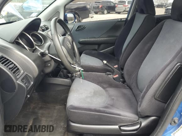✅ 2008 Honda Fit • VIN: JHMGD38428S029493 • Lot: 93089455. Listed on Copart with 247,843 mi. Free auction sales archive from the USA and detailed vehicle history report at DreamBid. Image 7.