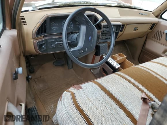 ✅ 1987 Ford F-150 • VIN: 2FTDF15H1HCA59826 • Лот: 59764455. Опубликован ранее на Copart с пробегом 69 601 миль. Бесплатный доступ к архиву аукционных продаж из США и подробный отчёт об истории автомобиля на DreamBid. Изображение 8.