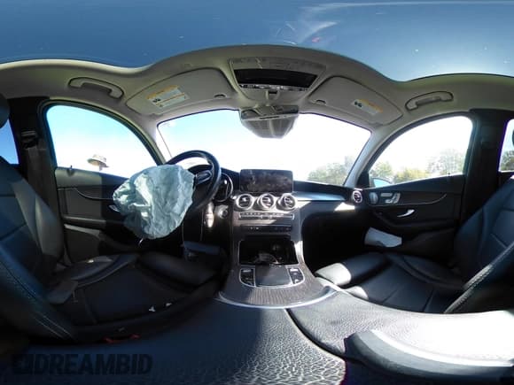 ✅ 2020 Mercedes-Benz GLC 300 • VIN: WDC0G8EB6LF697707 • Lot: 43207615. Listed on IAAI with 96,961 mi. Free auction sales archive from the USA and detailed vehicle history report at DreamBid. Image 19.