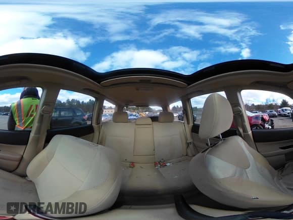 ✅ 2008 Subaru Forester X • VIN: JF1SG65678H732567 • Lot: 43683496. Listed on IAAI with 106,907 mi. Free auction sales archive from the USA and detailed vehicle history report at DreamBid. Image 18.