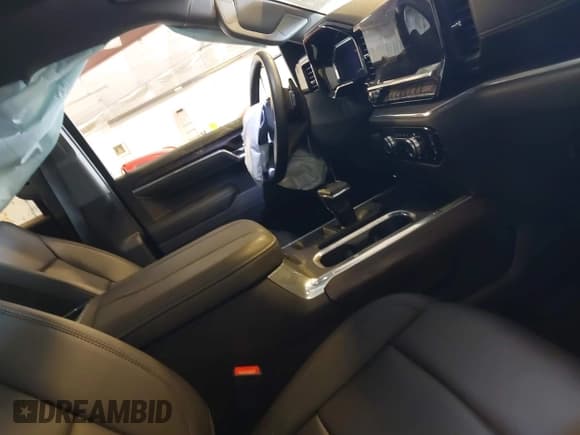 ✅ 2024 GMC Sierra 1500 SLT • VIN: 3GTUUDED2RG446992 • Лот: 43275309. Опубликован ранее на IAAI с пробегом 19 032 миль. Бесплатный доступ к архиву аукционных продаж из США и подробный отчёт об истории автомобиля на DreamBid. Изображение 5.