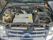 ✅ 2008 Ford Escape Hybrid • VIN: 1FMCU49H78KE64724 • Lot: 96599215. Wystawiony na Copart z przebiegiem 225 681 mil. Bezpłatny archiwum sprzedaży aukcyjnych z USA i szczegółowy raport historii pojazdu na DreamBid. Zdjęcie 12.