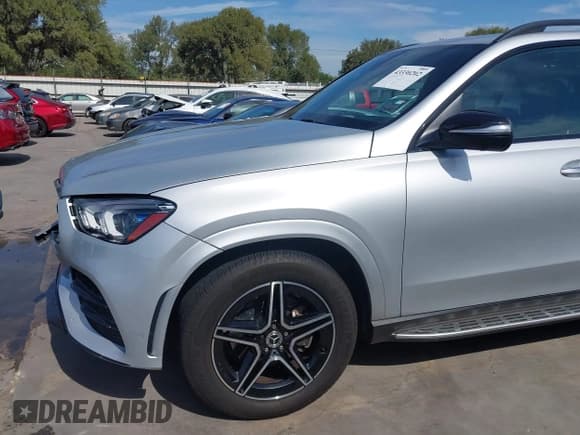 ✅ 2020 Mercedes-Benz GLE 350 • VIN: 4JGFB4JB6LA122271 • Lot: 43330202. Wystawiony na IAAI z przebiegiem 69 197 mil. Bezpłatny archiwum sprzedaży aukcyjnych z USA i szczegółowy raport historii pojazdu na DreamBid. Zdjęcie 19.