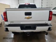✅ 2017 Chevrolet Silverado 2500HD LT • VIN: 1GC1KVEY5HF191496 • Lot: 67532715. Wystawiony na Copart z przebiegiem 181 972 mil. Bezpłatny archiwum sprzedaży aukcyjnych z USA i szczegółowy raport historii pojazdu na DreamBid. Zdjęcie 6.