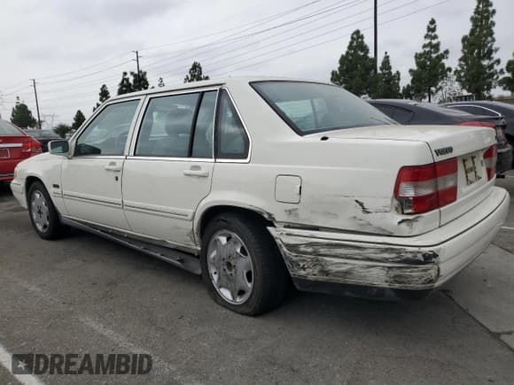 ✅ 1996 Volvo 960 • VIN: YV1KS9606T1089158 • Lot: 84606375. Listed on Copart with 103,197 mi. Free auction sales archive from the USA and detailed vehicle history report at DreamBid. Image 2.