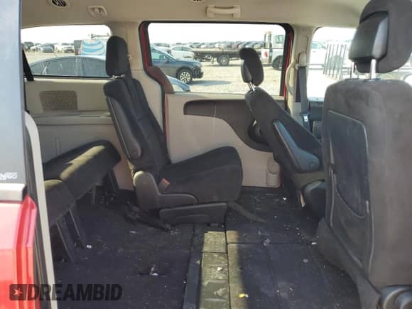 2015 Dodge Grand Caravan R/T with VIN 2C4RDGEG4FR639281, listed as a Copart auction lot 71662595 with 181,833 mi miles and Non repairable. Bid and sale history available at DreamBid. Image 11.