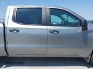 ✅ 2025 Chevrolet Silverado 1500 Custom • VIN: 3GCPABEK5SG111580 • Lot: 43170814. Wystawiony na IAAI z przebiegiem 20 335 mil. Bezpłatny archiwum sprzedaży aukcyjnych z USA i szczegółowy raport historii pojazdu na DreamBid. Zdjęcie 13.