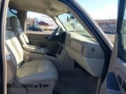 ✅ 2005 Chevrolet Suburban LS • VIN: 3GNFK16ZX5G161739 • Lot: 43761979. Listed on IAAI with 150,744 mi. Free auction sales archive from the USA and detailed vehicle history report at DreamBid. Image 5.