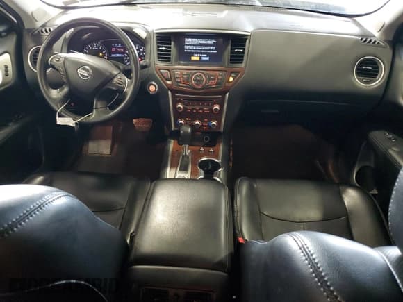 ✅ 2017 Nissan Pathfinder SL • VIN: 5N1DR2MM6HC670786 • Лот: 91899865. Опубликован ранее на Copart с пробегом 104 923 миль. Бесплатный доступ к архиву аукционных продаж из США и подробный отчёт об истории автомобиля на DreamBid. Изображение 8.