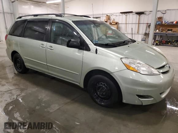 ✅ 2007 Toyota Sienna CE • VIN: 5TDZK23C57S082530 • Lot: 90252845. Wystawiony na Copart z przebiegiem 191 830 mil. Bezpłatny archiwum sprzedaży aukcyjnych z USA i szczegółowy raport historii pojazdu na DreamBid. Zdjęcie 4.
