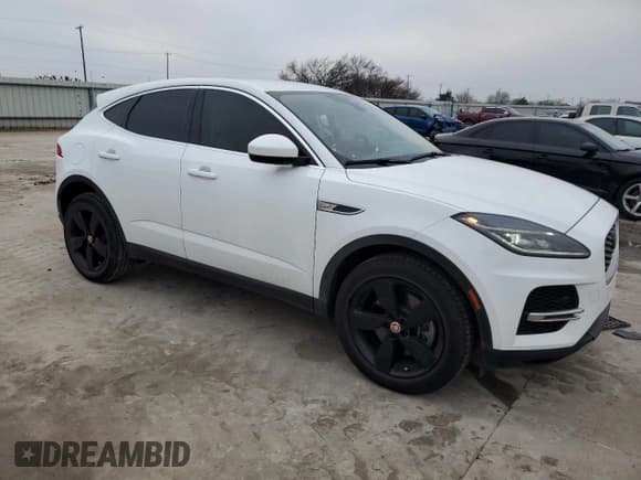 ✅ 2022 Jaguar E-Pace SE • VIN: SADFP2FX4N1031375 • Lot: 42280985. Wystawiony na Copart z przebiegiem 36 772 mil. Bezpłatny archiwum sprzedaży aukcyjnych z USA i szczegółowy raport historii pojazdu na DreamBid. Zdjęcie 4.
