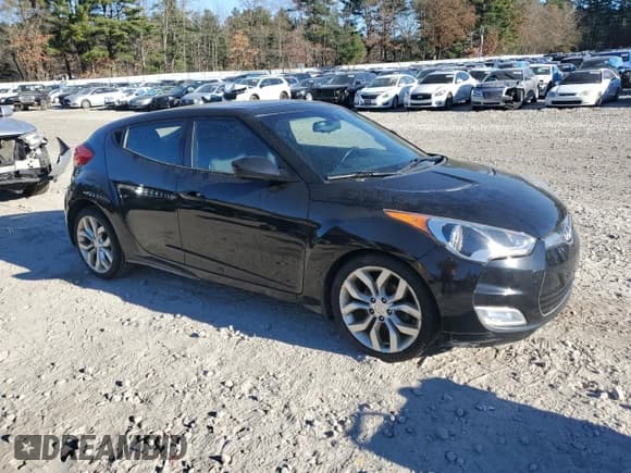 ✅ 2013 Hyundai Veloster w/Gray Int • VIN: KMHTC6AD8DU151106 • Lot: 81426504. Wystawiony na Copart z przebiegiem 113 654 mil. Bezpłatny archiwum sprzedaży aukcyjnych z USA i szczegółowy raport historii pojazdu na DreamBid. Zdjęcie 4.