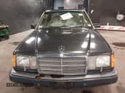 ✅ 1990 Mercedes-Benz 260 • VIN: WDBEA26DXLB217152 • Lot: 43428883. Listed on IAAI with 123,406 mi. Free auction sales archive from the USA and detailed vehicle history report at DreamBid. Image 12.