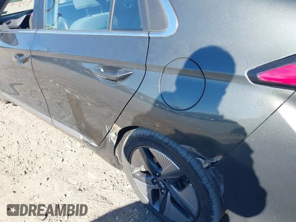 ✅ 2020 Hyundai Ioniq SEL • VIN: KMHC85LC3LU243044 • Lot: 43546511. Listed on IAAI with 243,940 mi. Free auction sales archive from the USA and detailed vehicle history report at DreamBid. Image 6.