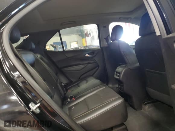 ✅ 2018 Chevrolet Equinox Premier • VIN: 2GNAXWEX5J6158083 • Лот: 82213135. Опубликован ранее на Copart с пробегом 73 027 миль. Бесплатный доступ к архиву аукционных продаж из США и подробный отчёт об истории автомобиля на DreamBid. Изображение 11.