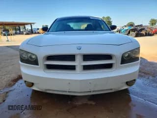✅ 2008 Dodge Charger Police • VIN: 2B3KA43H68H227653 • Lot: 89699895. Wystawiony na Copart z przebiegiem 239 786 mil. Bezpłatny archiwum sprzedaży aukcyjnych z USA i szczegółowy raport historii pojazdu na DreamBid. Zdjęcie 5.