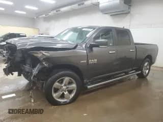 2017 Ram 1500 Big Horn z VIN 1C6RR7TT0HS712527, wystawiony jako Copart lot #61250575 z przebiegiem 159 347 mil mil oraz Czysty tytuł • Clean title. Historia ofert i sprzedaży dostępna na DreamBid. Obrazek 1.