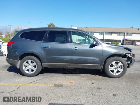 ✅ 2011 Chevrolet Traverse 2LT • VIN: 1GNKVJED2BJ294596 • Лот: 43483425. Опубликован ранее на IAAI с пробегом 196 155 миль. Бесплатный доступ к архиву аукционных продаж из США и подробный отчёт об истории автомобиля на DreamBid. Изображение 14.