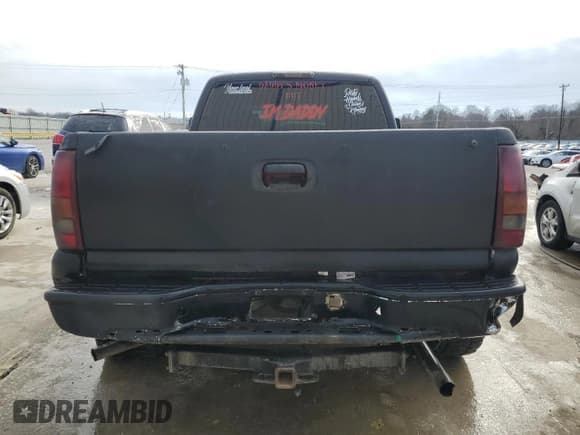 ✅ 2005 Chevrolet Silverado 1500 • VIN: 1GCEC19V35Z303987 • Лот: 44940115. Опубликован ранее на Copart с пробегом 256 414 миль. Бесплатный доступ к архиву аукционных продаж из США и подробный отчёт об истории автомобиля на DreamBid. Изображение 6.