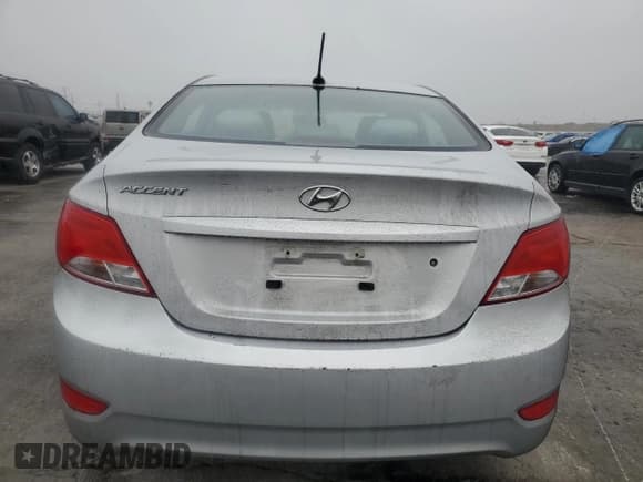 ✅ 2016 Hyundai Accent SE • VIN: KMHCT4AE3GU946159 • Лот: 82717924. Опубликован ранее на Copart с пробегом 71 709 миль. Бесплатный доступ к архиву аукционных продаж из США и подробный отчёт об истории автомобиля на DreamBid. Изображение 6.