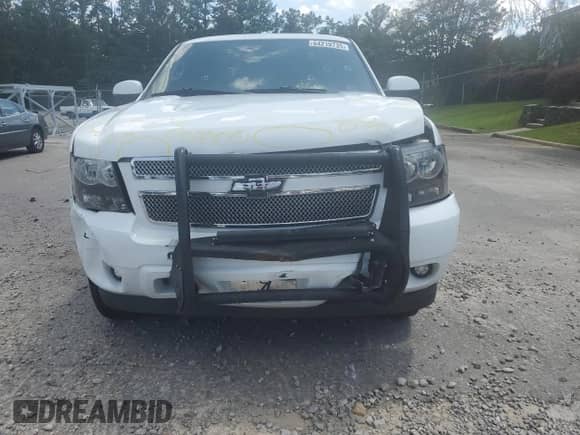 2011 Chevrolet Tahoe Commercial with VIN 1GNSK2E04BR328132, listed as a Copart auction lot 64219735 with 250,519 mi miles and Salvage title. Bid and sale history available at DreamBid. Image 5.