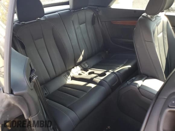 ✅ 2022 Audi A5 Cabriolet Premium • VIN: WAU2AGF52NN000672 • Lot: 85097165. Wystawiony na Copart z przebiegiem 104 795 mil. Bezpłatny archiwum sprzedaży aukcyjnych z USA i szczegółowy raport historii pojazdu na DreamBid. Zdjęcie 10.