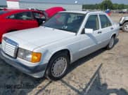 ✅ 1991 Mercedes-Benz 190 • VIN: WDBDA29D8MF820568 • Lot: 42583007. Wystawiony na IAAI z przebiegiem 171 650 mil. Bezpłatny archiwum sprzedaży aukcyjnych z USA i szczegółowy raport historii pojazdu na DreamBid. Zdjęcie 2.
