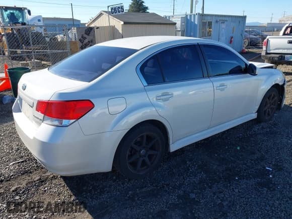 ✅ 2013 Subaru Legacy Premium • VIN: 4S3BMBC66D3048521 • Lot: 43450322. Listed on IAAI with 141,011 mi. Free auction sales archive from the USA and detailed vehicle history report at DreamBid. Image 4.