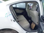 ✅ 2019 Subaru Impreza Premium • VIN: 4S3GKAD66K3613271 • Лот: 42976475. Опубликован ранее на IAAI с пробегом Не указан. Бесплатный доступ к архиву аукционных продаж из США и подробный отчёт об истории автомобиля на DreamBid. Изображение 8.