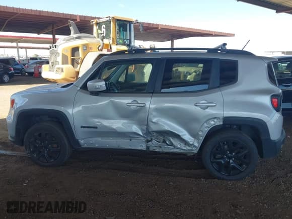 ✅ 2019 Jeep Renegade Altitude • VIN: ZACNJBBBXKPJ95760 • Лот: 42939036. Опубликован ранее на IAAI с пробегом 105 574 миль. Бесплатный доступ к архиву аукционных продаж из США и подробный отчёт об истории автомобиля на DreamBid. Изображение 14.