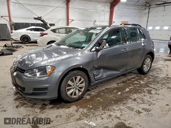✅ 2015 Volkswagen Golf TSI S • VIN: 3VW217AU3FM022013 • Lot: 94729755. Listed on Copart with 102,724 mi. Free auction sales archive from the USA and detailed vehicle history report at DreamBid. Image 1.