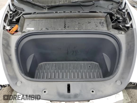 ✅ 2022 Tesla Model Y Performance • VIN: 7SAYGDEF8NF507274 • Lot: 84447245. Listed on Copart with Not provided. Free auction sales archive from the USA and detailed vehicle history report at DreamBid. Image 11.