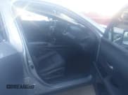 ✅ 2023 Lexus UX 250h Premium • VIN: JTHP6JBH7P2148102 • Lot: 43488041. Wystawiony na IAAI z przebiegiem 21 340 mil. Bezpłatny archiwum sprzedaży aukcyjnych z USA i szczegółowy raport historii pojazdu na DreamBid. Zdjęcie 5.