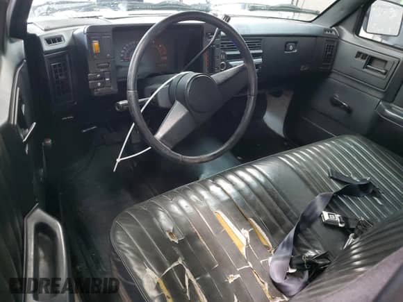 1989 Chevrolet S-10 X96 с VIN 1GCCS14Z5K8129605, выставлен на аукционе Copart как лот 88335355 с пробегом 131 721 миль миль и Списание • Salvage title. История ставок и продаж доступна на DreamBid. Изображение 8.