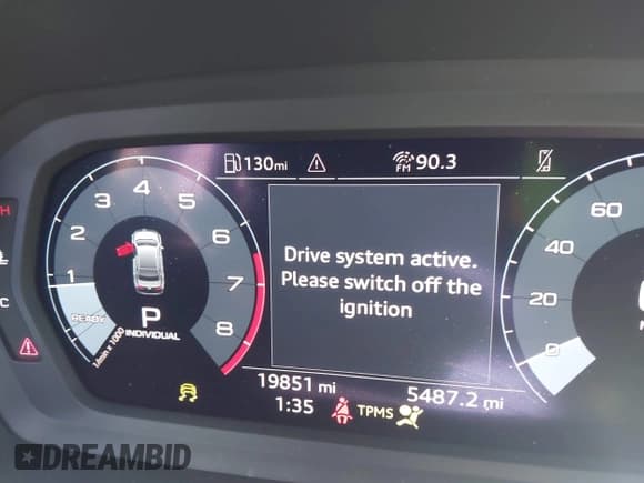 ✅ 2023 Audi S3 Premium Plus • VIN: WAUH3DGYXPA054176 • Lot: 42838688. Wystawiony na IAAI z przebiegiem 19 851 mil. Bezpłatny archiwum sprzedaży aukcyjnych z USA i szczegółowy raport historii pojazdu na DreamBid. Zdjęcie 7.