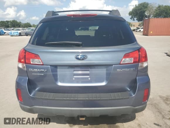 ✅ 2013 Subaru Outback Premium • VIN: 4S4BRCBC7D3214197 • Lot: 61131565. Listed on Copart with 160,370 mi. Free auction sales archive from the USA and detailed vehicle history report at DreamBid. Image 6.