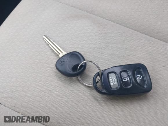 ✅ 2009 Hyundai Elantra GLS • VIN: KMHDU46D09U670558 • Lot: 43009106. Wystawiony na IAAI z przebiegiem 136 141 mil. Bezpłatny archiwum sprzedaży aukcyjnych z USA i szczegółowy raport historii pojazdu na DreamBid. Zdjęcie 11.